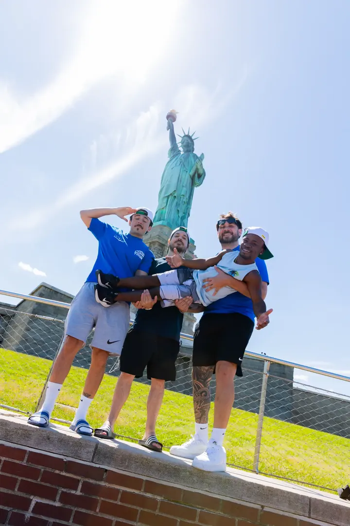 Equipe do Copathon na Estátua da Liberdade